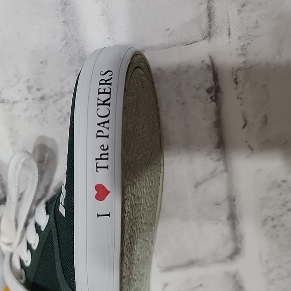 Bradford Exchange Green Bay Packers Lace-up Sneakers/Tennis Shoe - Picture 4 of 10